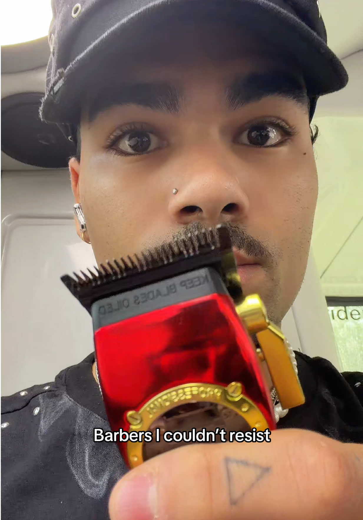 What would you do???  #barbers #barbertok #funny #barbervideos #meme 