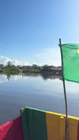 Le lac n’est pas rose aujourd’hui 😂🇸🇳🇸🇳  SN REK ! #senegalrek #trend #prtoiシ #senegal #fyp 