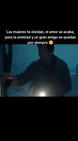 La lealtad de un perro no tiene límites ni siquiera en las peores circunstancias  #LealtadAnima 