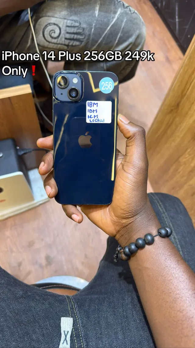 Just saw some sweet deals at the store! They have the iPhone 14 Plus 256GB for 249k, iPhone 16 128GB eSIM for 320k (with a tiny crack on the screen), and lots more. If you’re interested, check it out! #fyp #iphone #gadget #computervillageikeja #emzmobile 