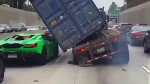 Lamboghini Revuelto-