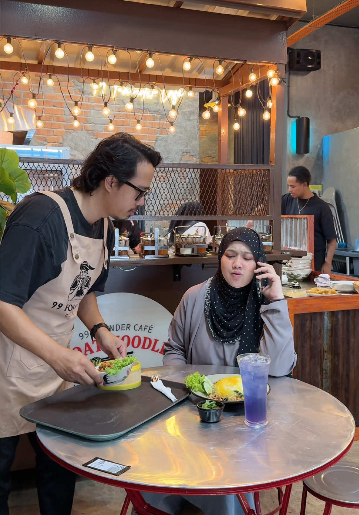 Hampir tak boleh makan dah😅 Nasib tunjuk ada 💵 Jom singgah @99FounderCafe 