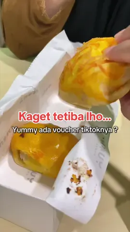 Kesukaan syapa niii… ☝️ sayaaaaaaa…. #vochertiktok #jajan #yummybakery 