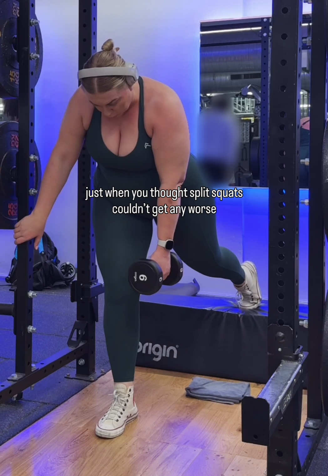 Head down because I’m crying for 4 sets of 1/4 & 1 reps😭