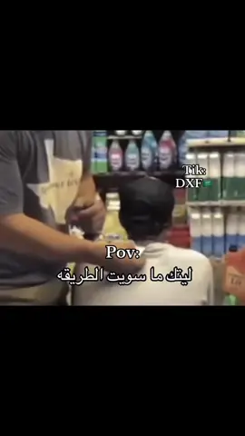 برج الساعة في مكة المكرمة، المعروف رسمياً باسم برج ساعة مكة الملكي، هو أحد أشهر المعالم الإسلامية والعمرانية في العالم، ويقع ضمن مشروع أبراج البيت بجوار المسجد الحرام مباشرة، حيث يطل على الكعبة المشرفة ويستقبل ملايين الزوار والحجاج والمعتمرين كل عام. شيد البرج ليكون رمزًا حضاريًا يعكس مكانة مكة المكرمة، وليوفر خدمات متكاملة لزوار بيت الله الحرام. يبلغ ارتفاع البرج حوالي 601 متر، مما يجعله من أطول المباني في العالم، كما يضم أكبر ساعة برج في العالم، حيث يبلغ قطر كل واجهة من واجهات الساعة نحو 43 متراً، ويمكن رؤيتها من مسافات بعيدة ليلاً. وتضيء الساعة بأعداد كبيرة من مصابيح LED، كما تعلوها عبارة 