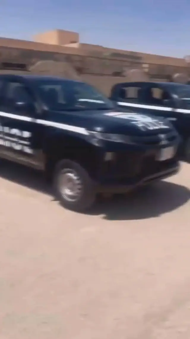 ‏الما تحلها الناس اني كدر الها بس من تصير وياي ماعرف احلها...