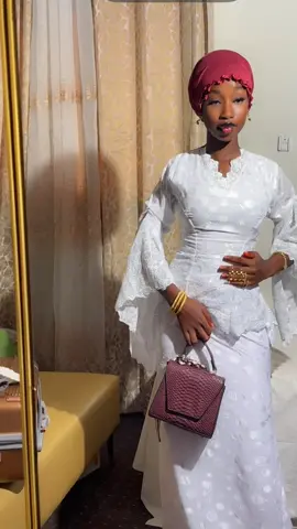 New acc 😉😉#fypシ #senegalaise_tik_tok #gamou_tivaouane #talibei_cheikh #viral 