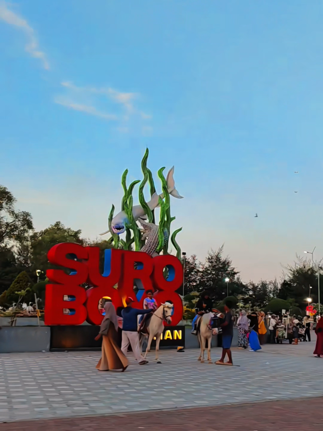 TAMAN SUROBOYO #surabaya #creatorsearchinsights #tamansuroboyo #surabayaday #fyp 
