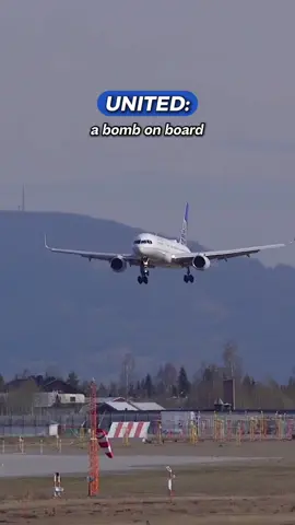 United Flight Declares Emergency Due To BOMB THREAT 😱💣 #aviation #avgeek #aviationlovers #plane #atc 