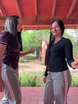 Se hizo el intento🫰🏻✨ @𝙴𝚛𝚒𝚔𝚊 𝙼𝚊𝚛𝚝𝚒𝚗𝚎𝚣 #fyp #viraal #transition #colegialas #paraguayitojuky😍🇵🇾 