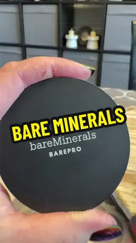 @bareMinerals #fyf #facepowder #makeuptutorial #backtoschoolsale #lightweightmakeup 
