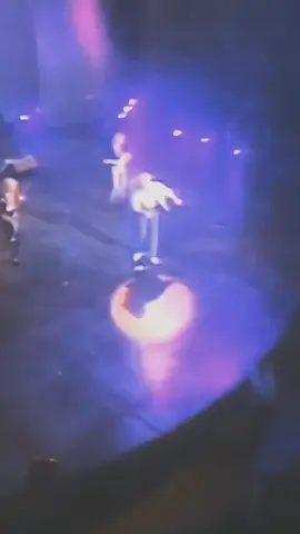 Def Leppard  Pour Some Sugar On Me 🎶🎸🎶🎶🎶🤘😎🤘 #defleppard  #poursomesugaronme  #80snostalgia  #hardrock  #fypシ゚viral🖤tiktok☆  