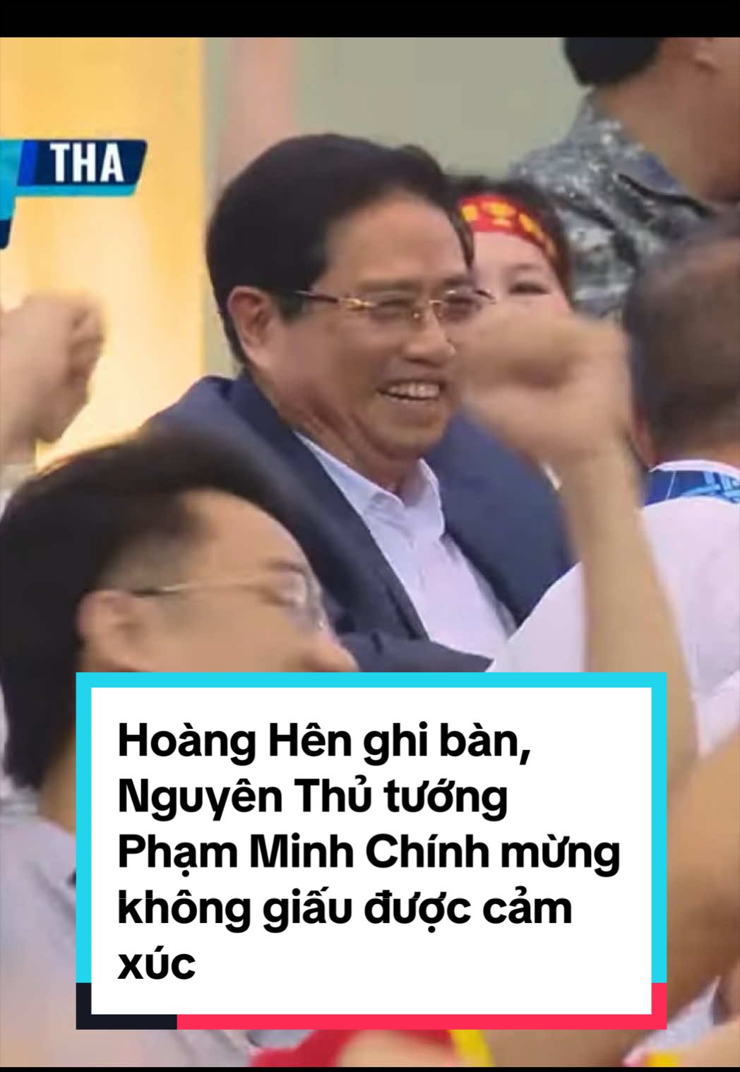 Hoàng Hên ghi bàn, Nguyên Thủ tướng Phạm Minh Chính mừng không giấu được cảm xúc #sieuphamhoanghen #thutuongphamminhchinh #vietnamvodichaseancup2026 #chungketaseancup2026 #vietnamthailan 