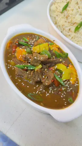 commented balkisu_kitchen Have been going through a lot recently that I couldn't speak about, just help me like this beef sauce recipe. That beautiful pot is from @maymmoon she sell everything kitchen items Ingredients: Beef Bell peppers Carrots Soy sauce Oyster sauce Corn flour Pepper Seasoning Paprika Thyme Cajun seasoning Curry powder Oregano Black pepper #creatorsearchinsight2026 #arewa__tiktok #recipes 