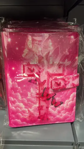 #new #nanci #binder#butterfly #cross 