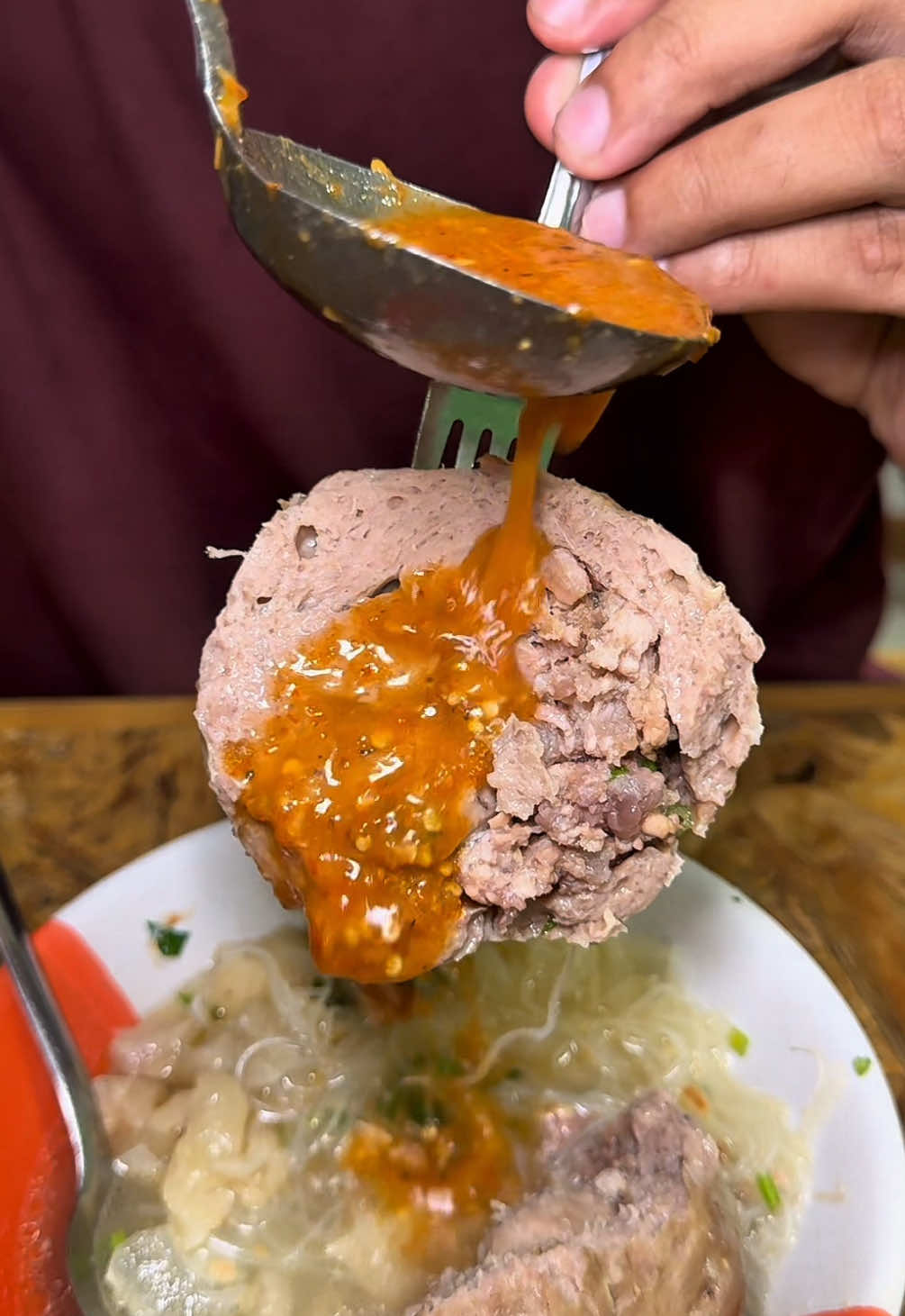Ngebakso lagi nih ges, timbangan auto naik ke kanan. Banyak banget yang best! #TerserahArdi #FoodFestOnTikTok #TikTokCreatorSummitID #bakso #fyp 