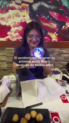 Luego de tantos años en el fandom llegó el momento 🤧💜 #bts #armybomb #btsperu #army #felicidad 