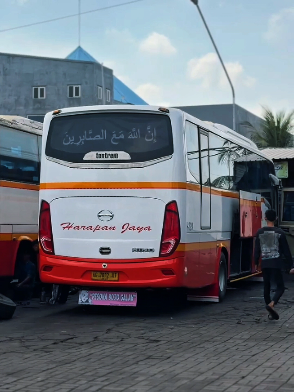 gemah ripah loh opo iki 🫣 #harapanjaya #poharapanjaya #berandatiktok #busharapanjaya #kidulanraceway 