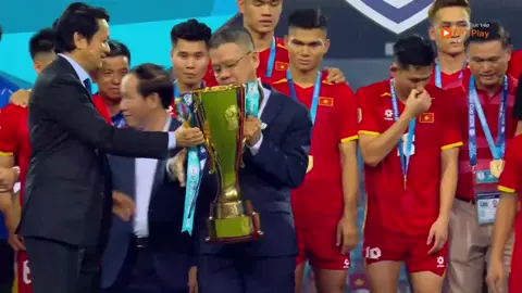 Sau 8 năm thì chủ tịch fifa quay lại vn #xuhuong #bongdavietnam #bongda #vietnamtoiyeu 