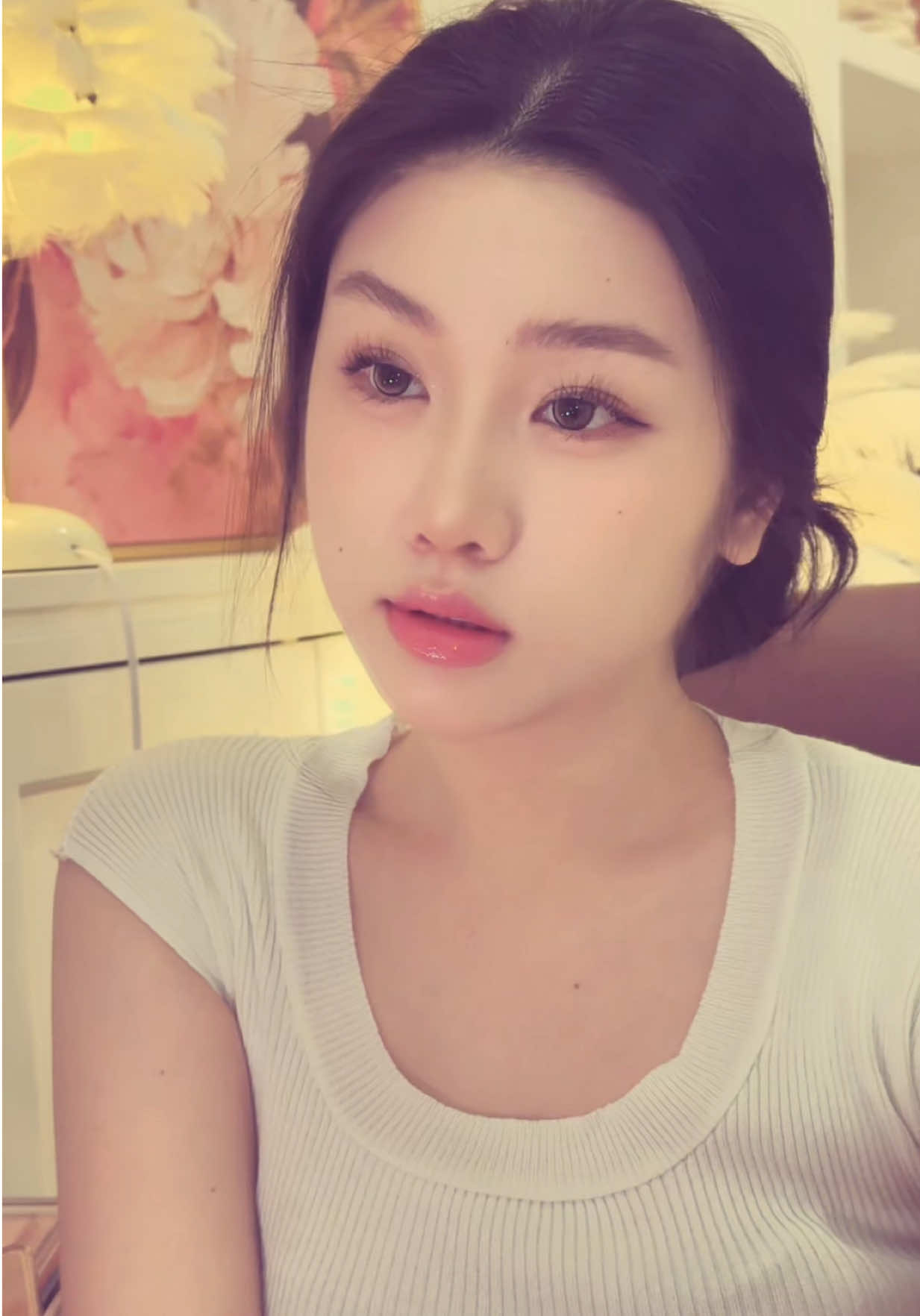 Đố mn nốt ruồi nào fake trên mặt ? #fyp #xuhuong 