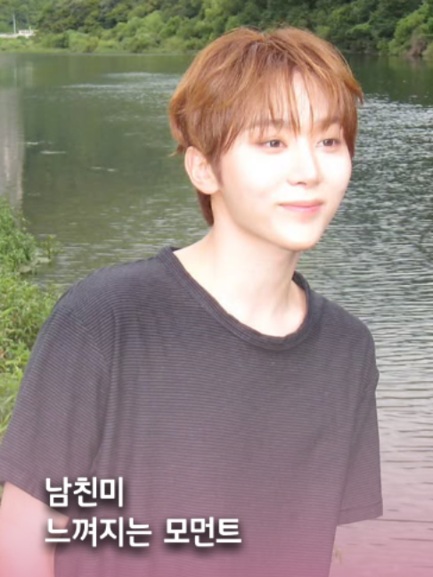 카페에서 여자친구 기다리고 있는 남친같다...// #KPOP #IDOL #fyp #부승관 #승관 #세븐틴 #SEVENTEEN #SEUNGKWAN #남친#BOYFRIEND #미남 #귀여움 #CUTE #남돌 #아이돌 #BOYGROUP #REELS #SHORTS
