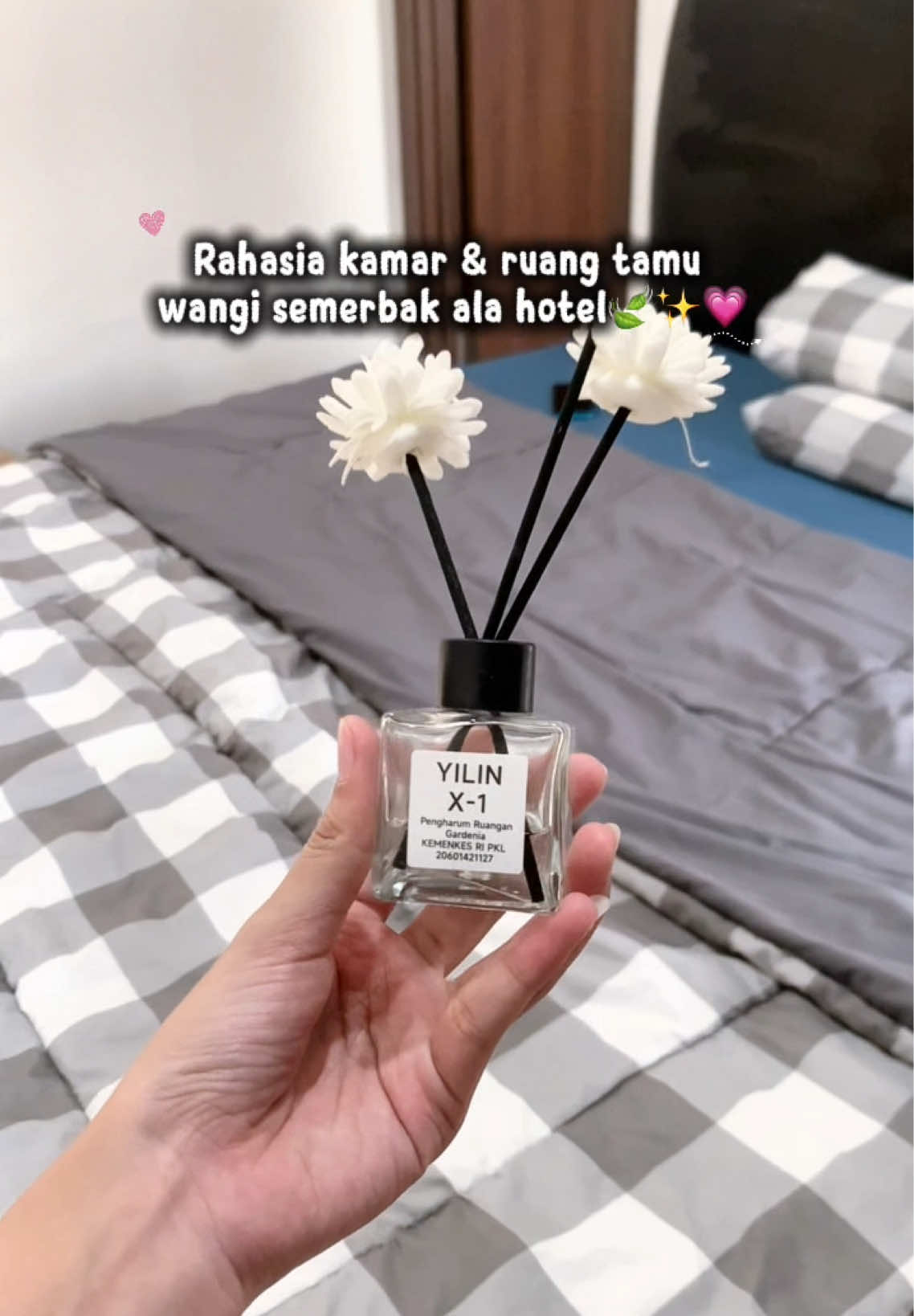 Berasa lagi di hotel mewah kalo pake Reed diffuser ini🏨🤩#reeddiffuser #reeddiffuseraromatherapy #diffuseraromathearpy #fypシ #pengharumkamar 