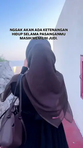 Satu-satunya cara hidup tenang adalah dengan meninggalkan penjudi🙌🏻