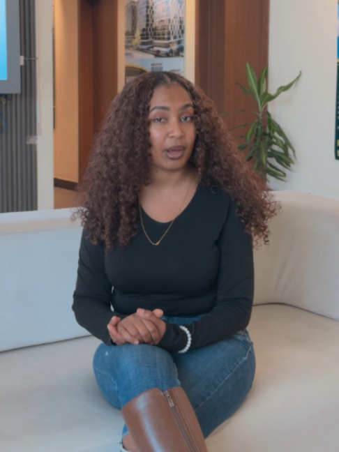 በሽሮሜዳ ፣ በመገናኛ እና በካዛንችስ የምናስገነባቸው ዘመናዊ የንግድ ሞሎች በፈጣን ግንባታ እና ሽያጭ ውስጥ ይገኛሉ ፤ እርሶም በ10% ቅድመ ክፍያ ከኪራይ ተላቀው የሱቅ እና ቢሮ ባለቤት ለመሆን ፈጥነው ይደዉሉ !! ለበለጠ መረጃ በ 6227 ይደዉሉ ካቮድ ካለ የንግድ ማዕከል አለ !!             #realestate #commercialrealestate #kavodcommercial #ethiopian_tik_tok🇪🇹🇪🇹🇪🇹🇪🇹 #addisababa