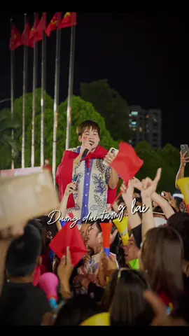 Dư âm đi bão tối qua quẩy cùng 500 AE Buôn Mê Thuột ❤️🇻🇳🏆 Cảm ơn em Trai @Trghi|foto đã tặng Anh những tấm hình kỷ niệm này nhé ❤️ #vuquochai1231 
