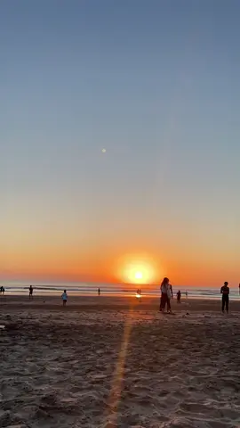 No filter, just enjoy the sunset things 🧡 #bali #sunsetvibes #fyp #foryou #goldenhour 