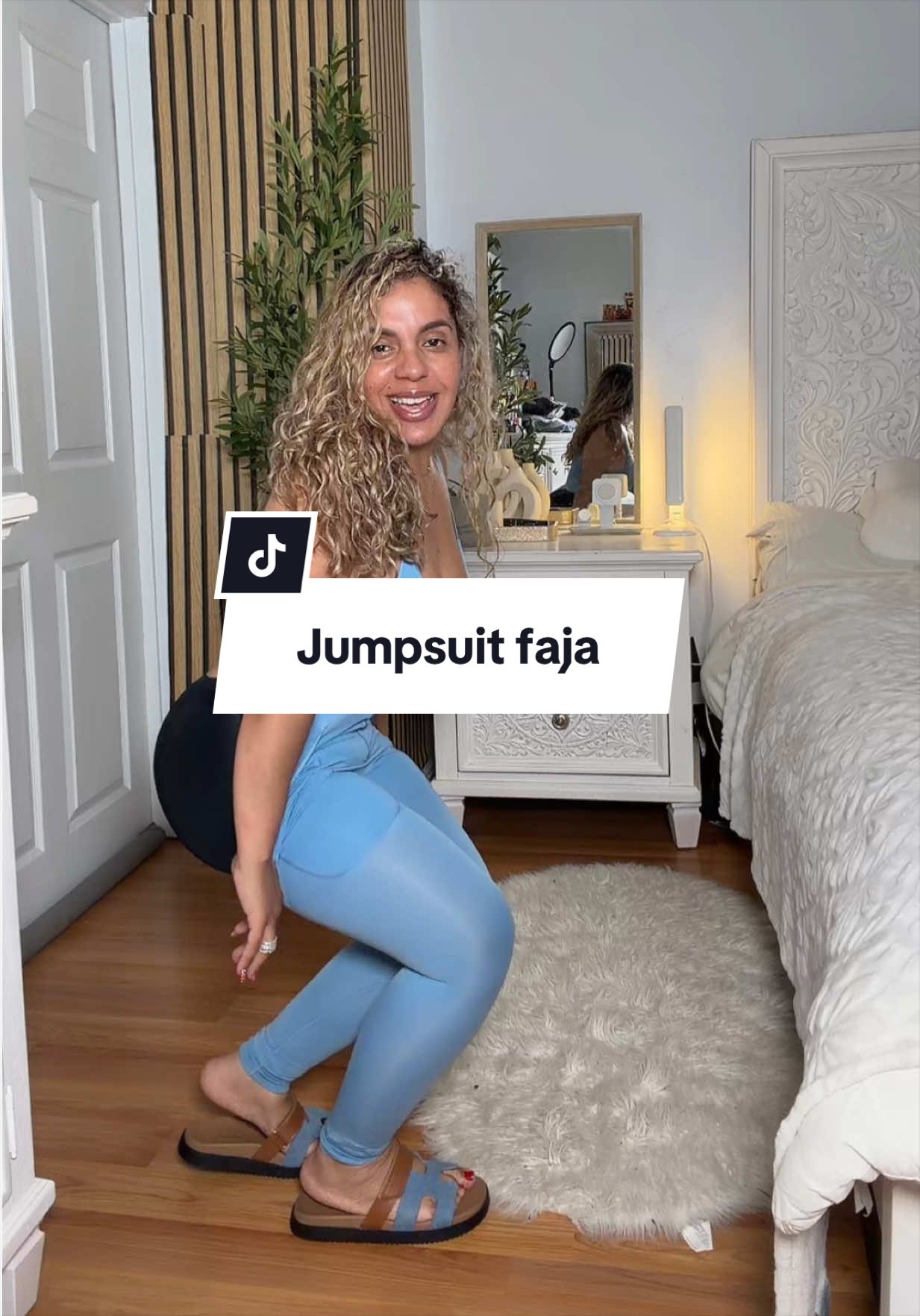 Jumpsuit faja moldeador para uso casual @SHECURVE #jumpsuit #tummycontrol #fajasmoldeadoras #casualoutfits #sohochic 