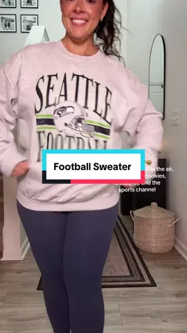 Tis the season! 🏈🍁🧦🍪 #footballsunday #footballsweatshirt #graphicsweatshirt #viral #sweatshirt 