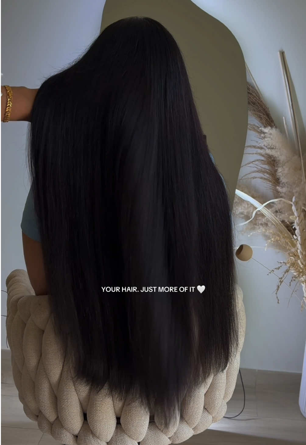 Jet black does it everytime✨🖤 #hairextensionsdubai  #dubaihairstylist #اكستنشن_شعر