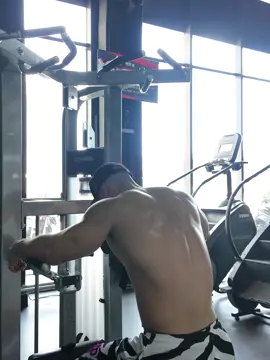No lo pienses, solo hazlo ##reelsvideo #tiktokgym 