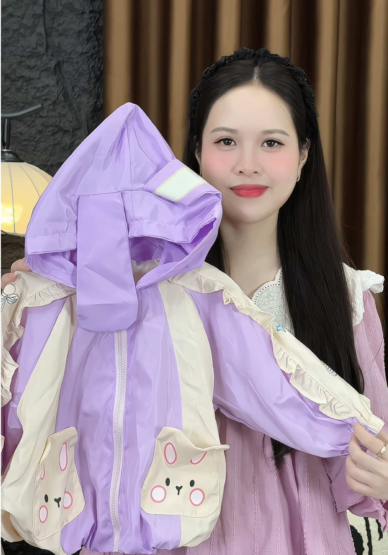 Áo khoác gió cho bé gái cute , cao cấp #phamdiutb #thoitrangtreem #aokhoacgiochobe 
