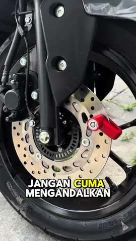 🔒 Gembok Cakram praktis untuk membantu mengamankan kendaraan. Desain ringkas, mudah dibawa, dan cocok digunakan sehari-hari. #GembokCakram #GembokMotor #KeamananMotor #AntiMaling #AksesorisMotor  