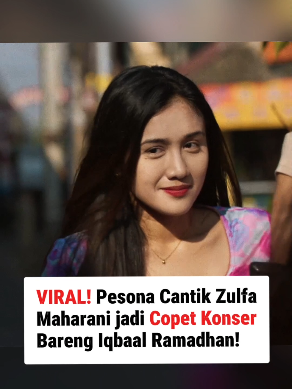 Pesona cantik Zulfa Maharani emang bahaya banget! Bukannya bikin salting, kali ini malah bikin dompet raib?! 😱🔥 Keluar dari zona nyaman, Zulfa tampil beda banget nemenin Iqbaal Ramadhan beraksi di film OPERASI PESTA COPET. Visual boleh menawan, tapi jangan salah, tangan mereka berdua bener-bener licin dan pro banget pas lagi melancarkan aksi di tengah lautan 30.000 penonton konser! Kolaborasi akting Zulfa dan Iqbaal di film ini bener-bener fresh dan di luar ekspektasi. Chemistry ketegangan mereka pas lagi desak-desakan nyari target dijamin bakal bikin penonton di bioskop ikutan nahan napas! (⚠️ Disclaimer: Aksi mereka ini murni bentuk totalitas akting untuk kebutuhan cerita ya, BUKAN buat ditiru di dunia nyata!) 🛑 Penasaran se-epik apa duet maut Iqbaal Ramadhan dan Zulfa Maharani pas lagi menjalankan 