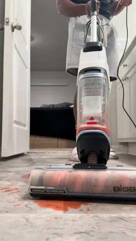 the only way to clean your hard wood floors @BISSELL Clean #BISSELLCrossWave #FloorCleaner #VacuumMop #HardFloorCleaner #TikTokshopbacktoschool
