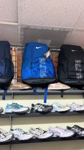 🎒🔥 NIKE ELITE BACKPACKS ARE IN STOCK! 🔥🎒 Back-to-school season is here, and the Nike Elite Backpacks just landed! 🎒💯 SALE IS HAPPENING NOW — limited quantities, so grab yours before they’re gone! 📍 Shop in store: Sneaker Choice 92-18 Guy R Brewer Blvd, Jamaica, NY 11433 📞 718.658.6401 | 📱 718.500.1495 🛍️ Or shop online: globalnykicks.com 📦 Order online and we’ll get it processed and shipped out! #JamaicaQueens #QueensNYC #BackToSchoolNYC #NikeBackpack #globalnykicks 