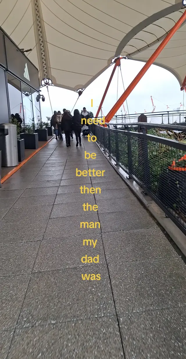 i got drunk today and i lashed out at my mates and i couldnt stop myself i js wanted to punch him but i dont wanna be like my dad when im drunk #vent #backtoit #blowthisupforme #MentalHealth #tired 