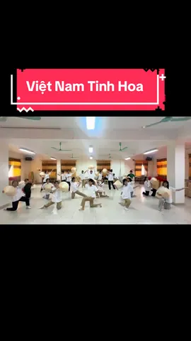 +1 Hot hit mùa khai giảng 🤩🤩  Biên đạo: @Phương Thảo  #vietnamtinhhoa #muakhaigiang #muabacgiang #mua20thang11 #fyp @Trường Maple Leaf Academy 