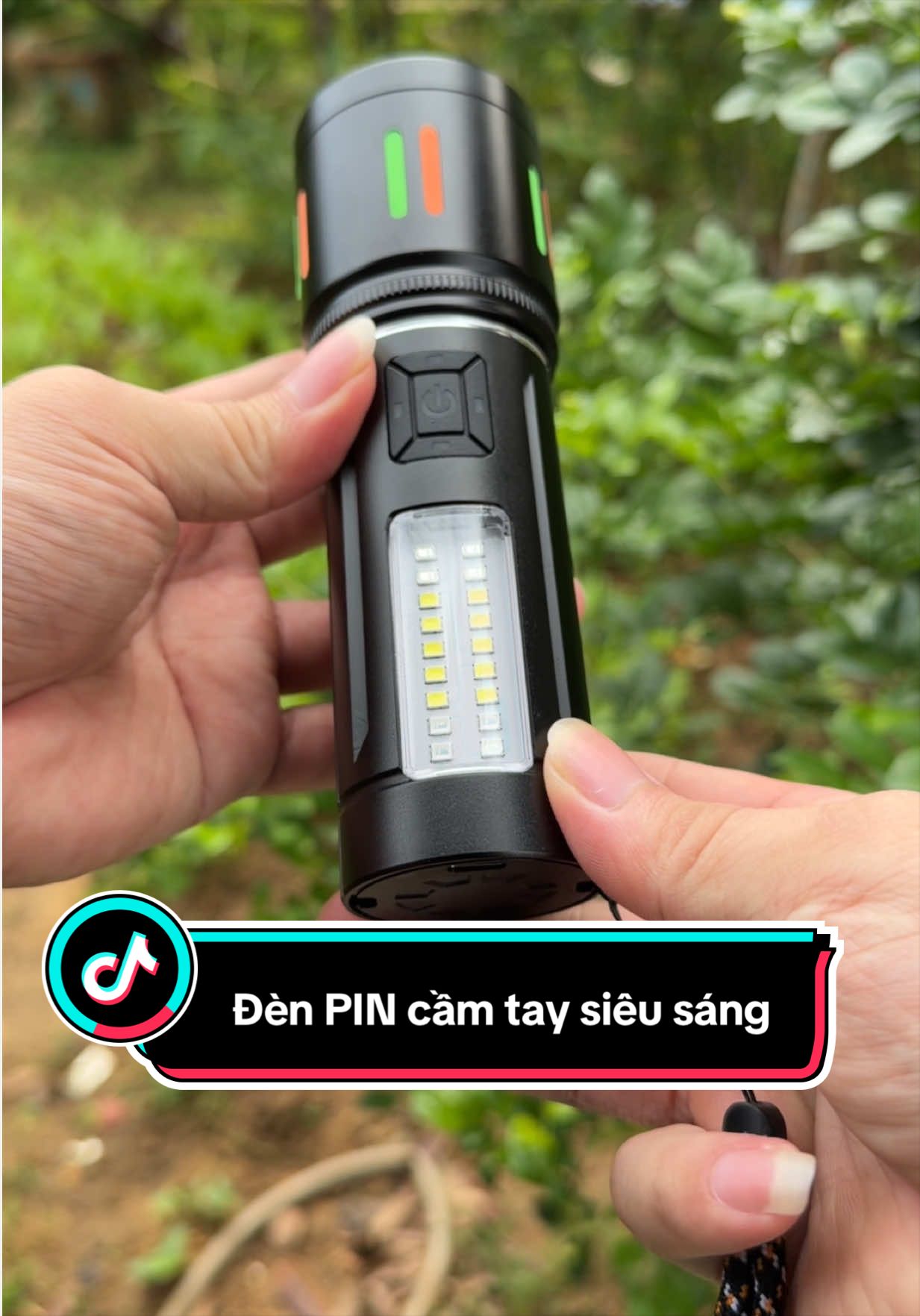 Đèn PIN cầm tay siêu sáng #denpinsieusang 