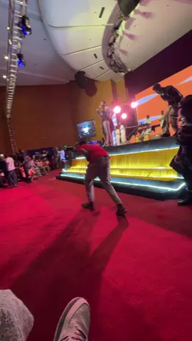@Petit Guimba N1 @Banaguimba 🥰 #joiedevivre❤️💖❤️ #ambiance #show #concert #motivation 