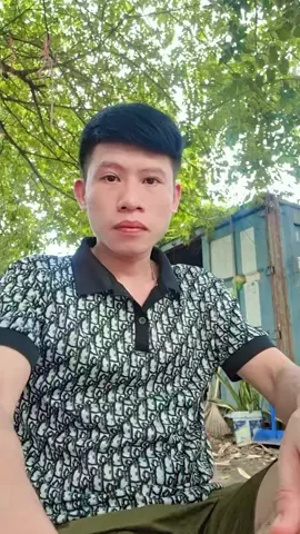 Lúc bận rộn một tí thì không sao, sơ hở rảnh 1 tí là lại suy...?