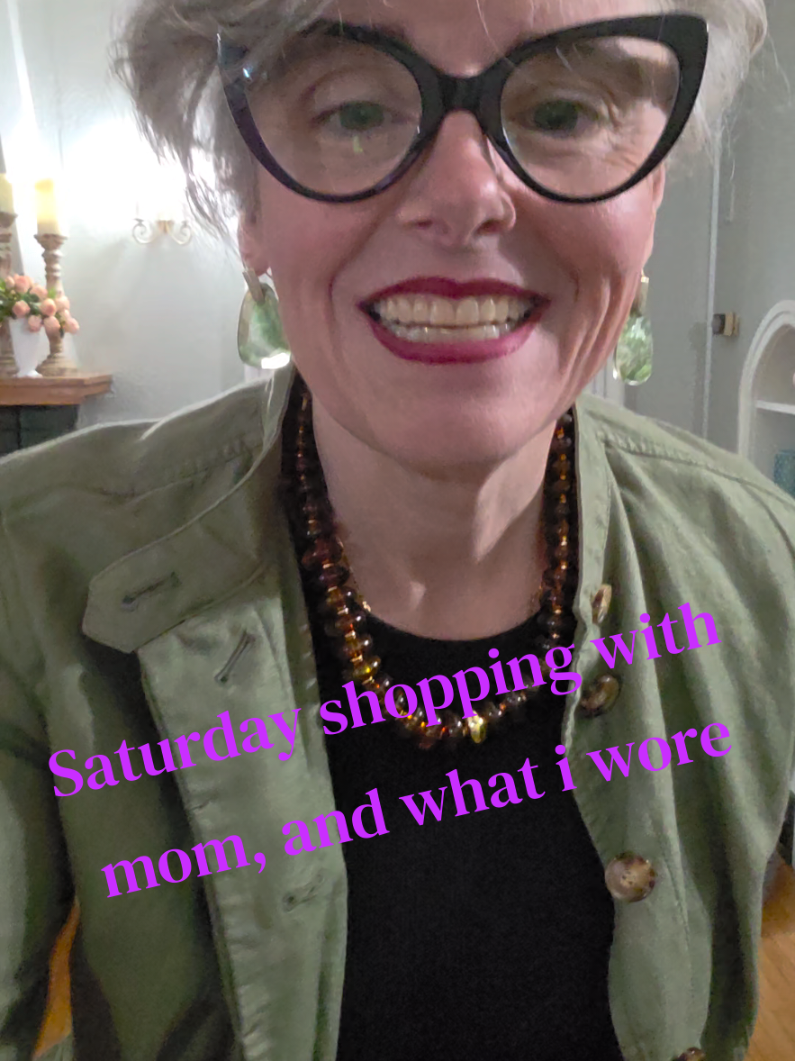 happy Saturday! heading to #traderjoesmusthaves for flowers...shhh they are for my mom. im doing a mass flower design for her💖 TT shop for teh necklace and belt! I LOVE them both!  @LOFT @Talbots @Salvation Army Thrift Store  #thrift #thrifting #over50club #genx 