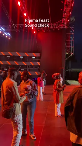 The amount I have sang Paul Clement’s songs on soundcheck is not even alarming yeet🤣🤣🤣I will do more#rhemafeast 