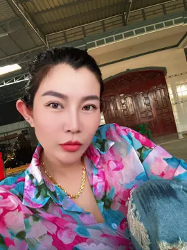 Còn nhỏ nữa đâu mà phải chạy theo giải thích….. cảm thấy không hoà được thì tan.”