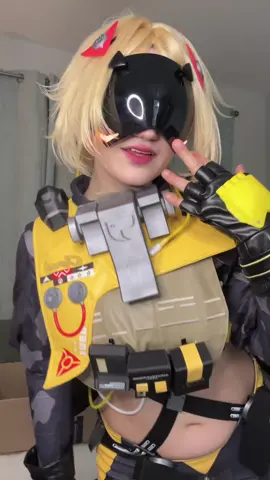 oh em gee guys my rogue cosplay also arrived today!!!! i'm sooo excited hehe i love rogue and i love the xmen im sooo happy to be able to cosplay her :33 #trigger #triggercosplay #zzzero #zenlesszonezero #cosplaygirl 