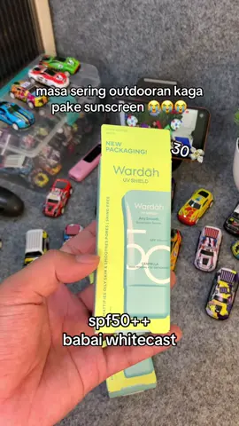 udh gede kagak pake sunscreen buset dah #creatorsearchinsights #wardahsunscreen #wardahskincare #wardahspf50 