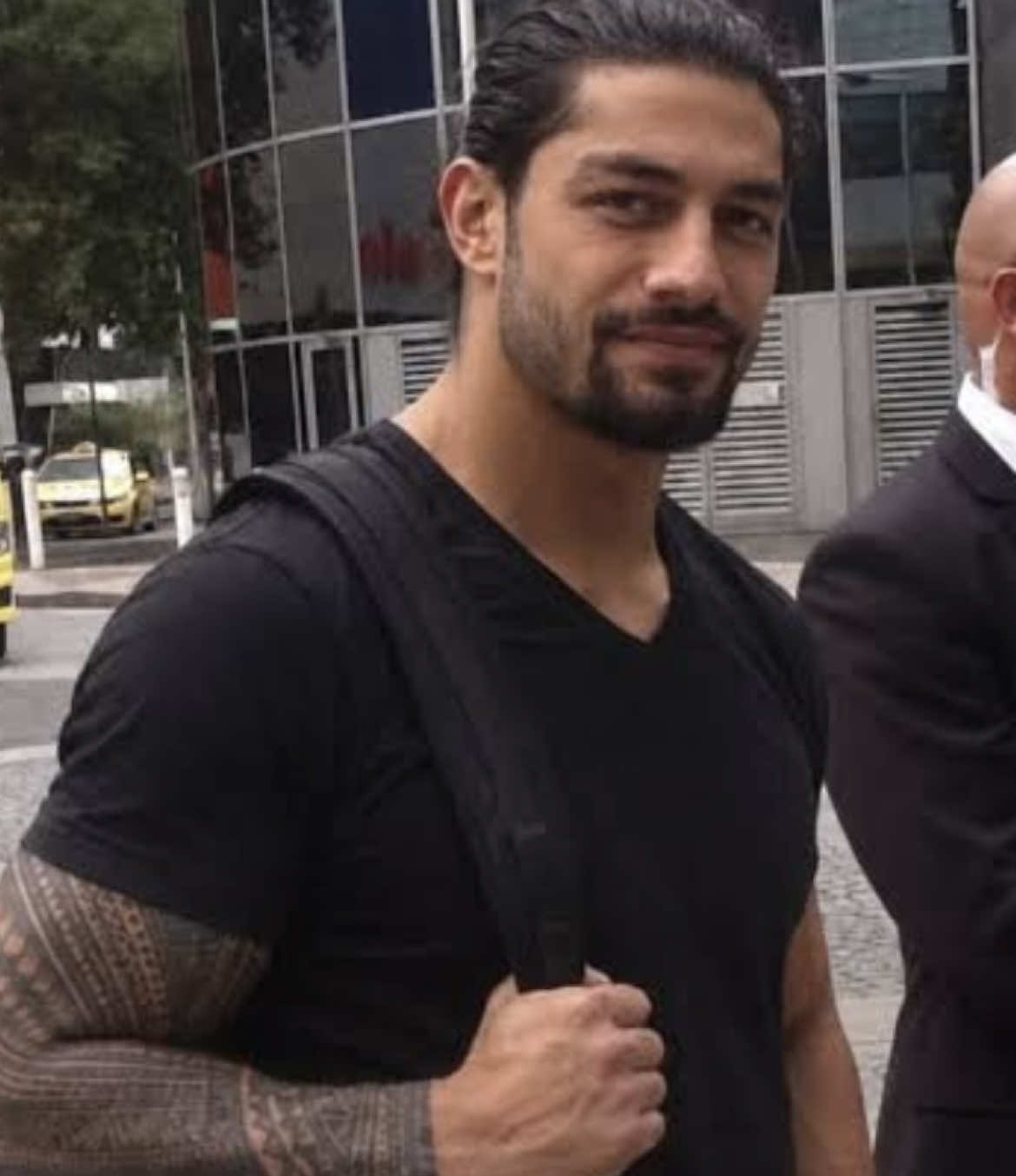 Sharp and strong facial features  😩🔥.#romanreigns 